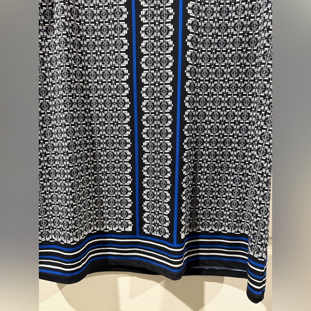 Max Studio Geometric Black and White Dress with Blue Highlights - Picture 2 of 5